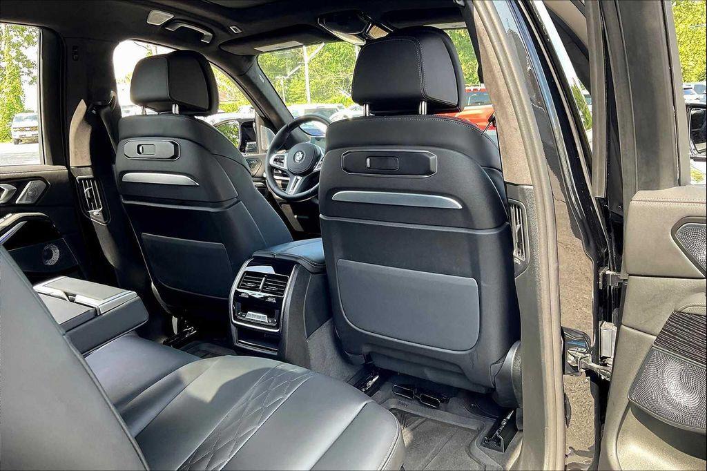 used 2025 BMW X7 car, priced at $98,000