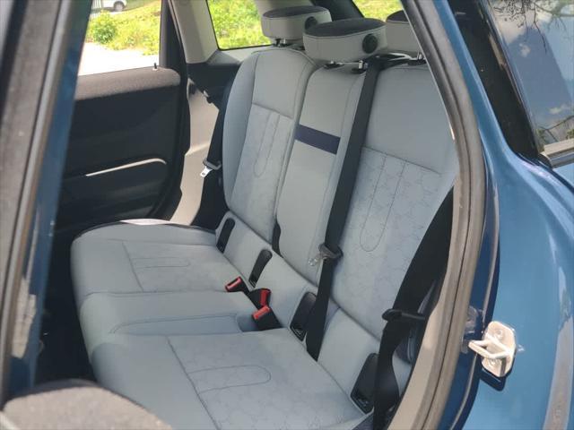 new 2025 MINI Hardtop car, priced at $38,775