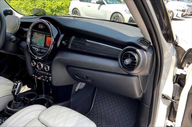used 2021 MINI Hardtop car, priced at $18,990