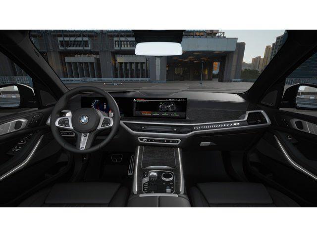 new 2026 BMW X7 car, priced at $100,275