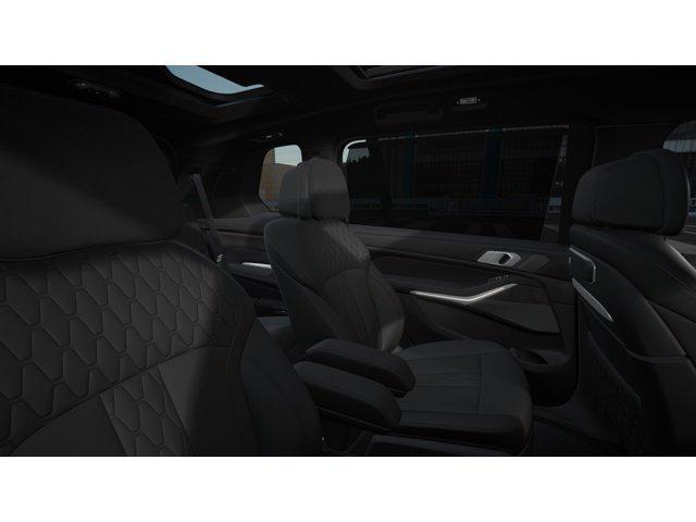 new 2026 BMW X7 car, priced at $100,275