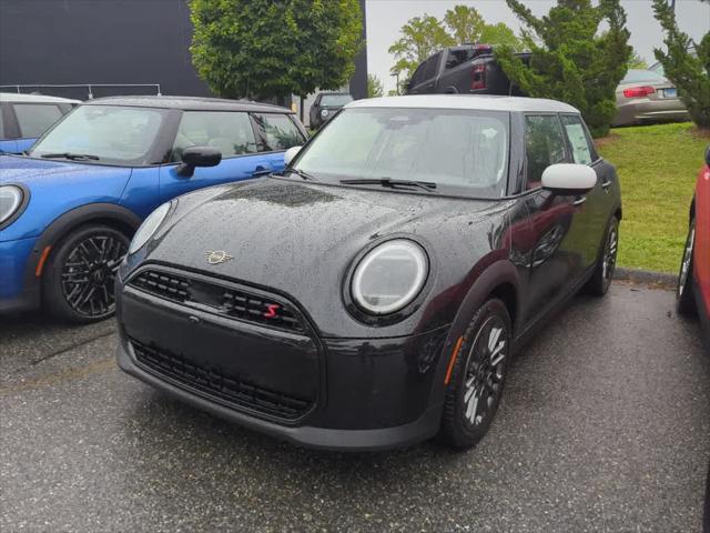 new 2025 MINI Hardtop car, priced at $38,295