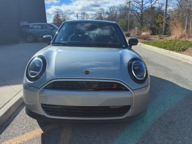 new 2025 MINI Hardtop car, priced at $38,530