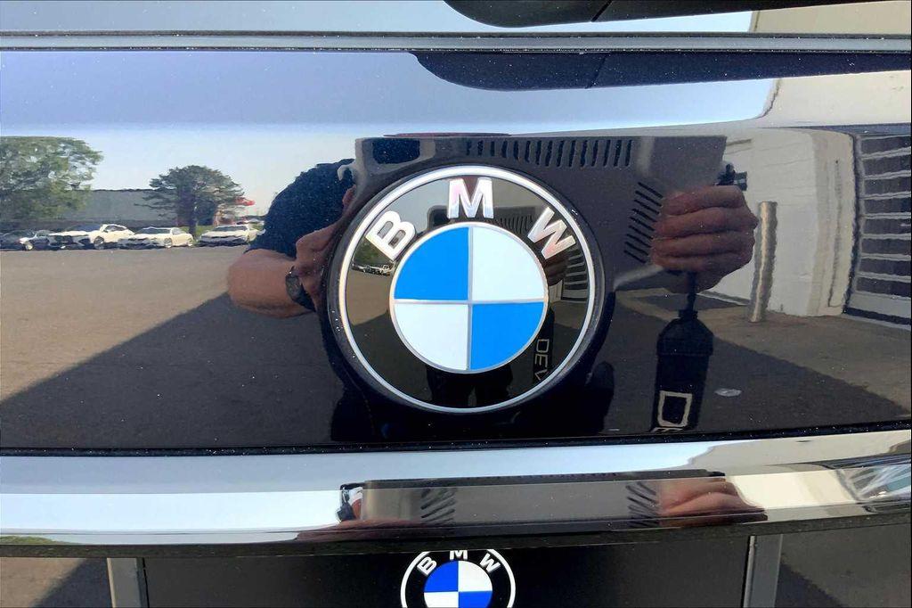 used 2024 BMW X7 car, priced at $88,900