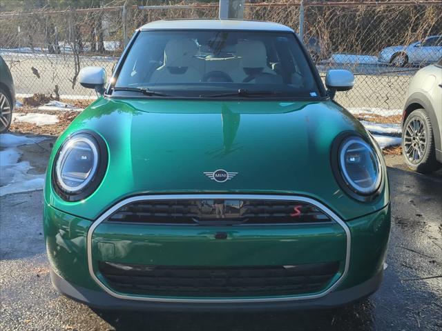 new 2025 MINI Hardtop car, priced at $38,635