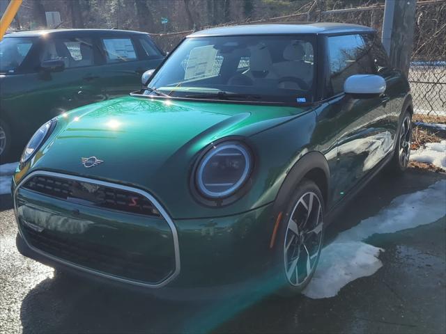 new 2025 MINI Hardtop car, priced at $38,635