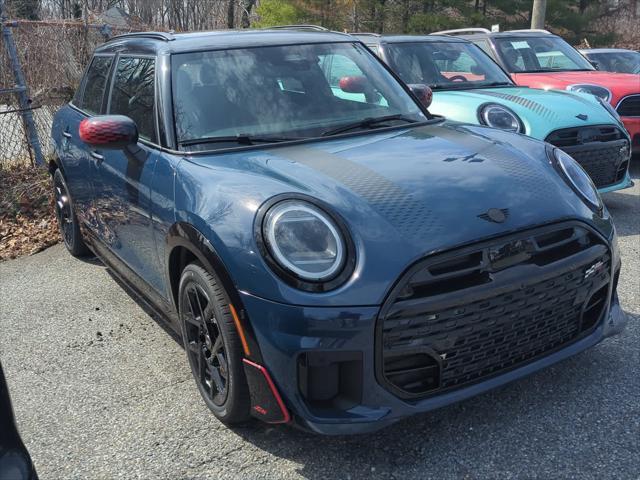 new 2025 MINI Hardtop car, priced at $42,980