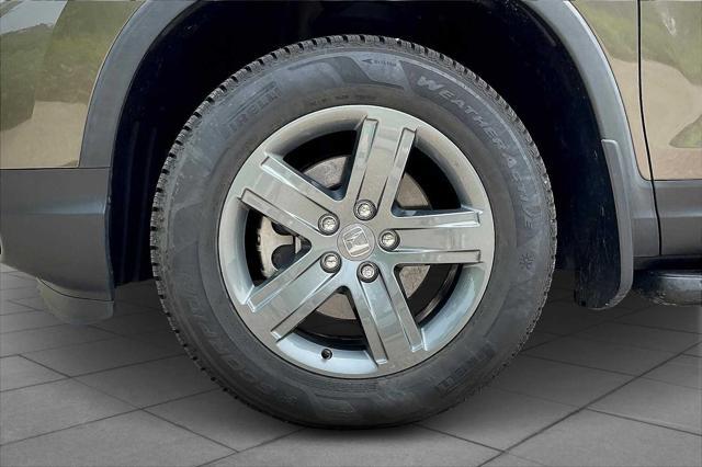 used 2022 Honda Ridgeline car, priced at $31,900