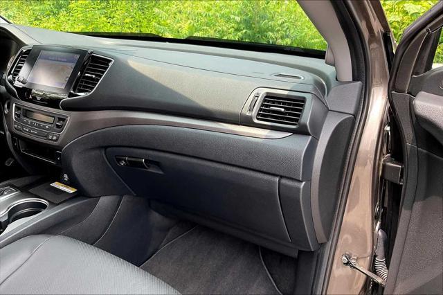 used 2022 Honda Ridgeline car, priced at $31,900