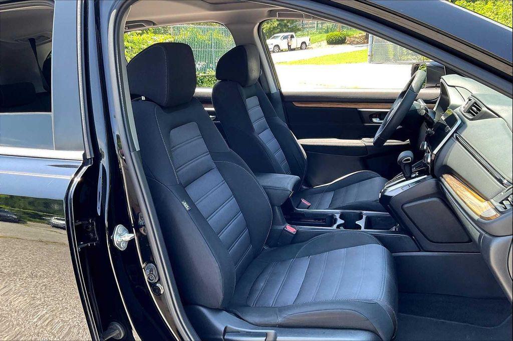 used 2017 Honda CR-V car, priced at $13,900