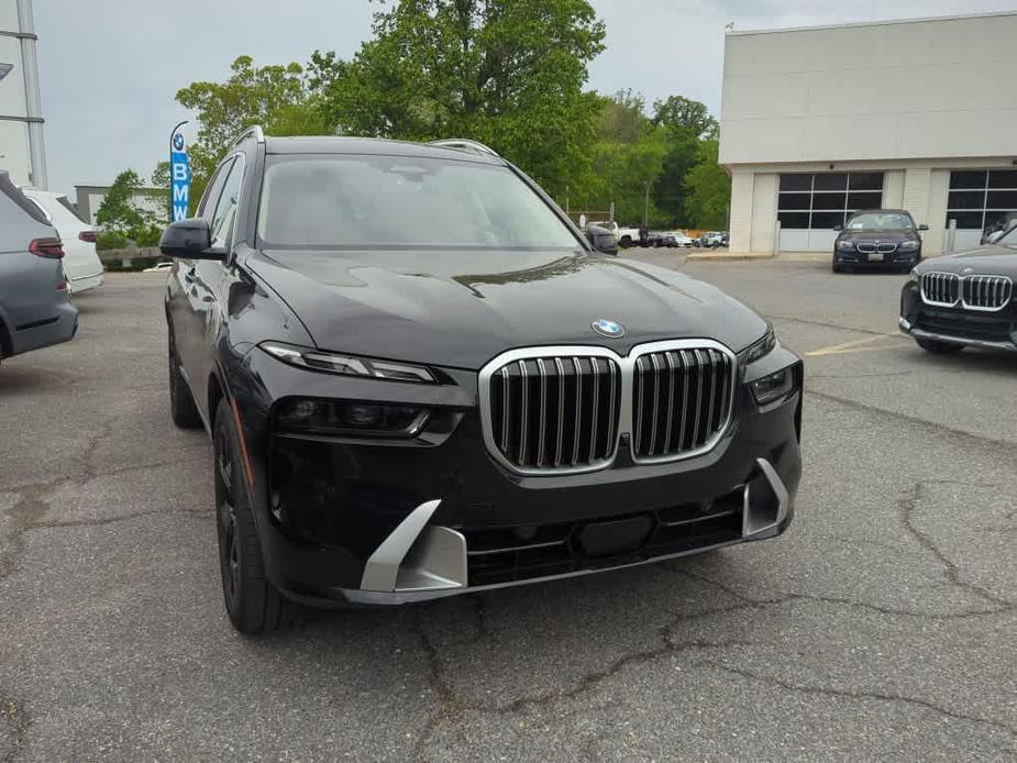 new 2025 BMW X7 car, priced at $91,345