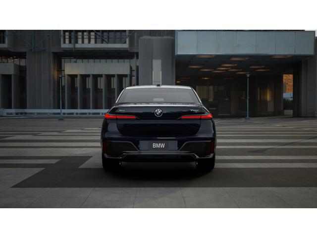 new 2025 BMW 760 car, priced at $135,475