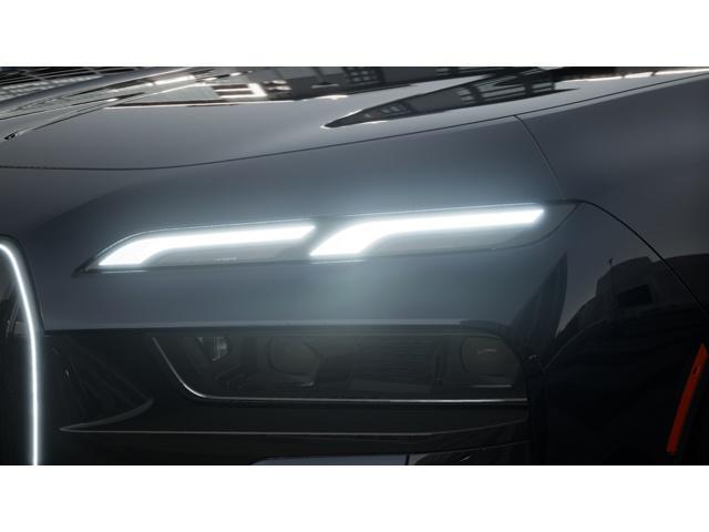 new 2025 BMW 760 car, priced at $135,475
