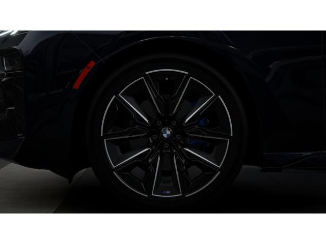 new 2025 BMW 760 car, priced at $135,475