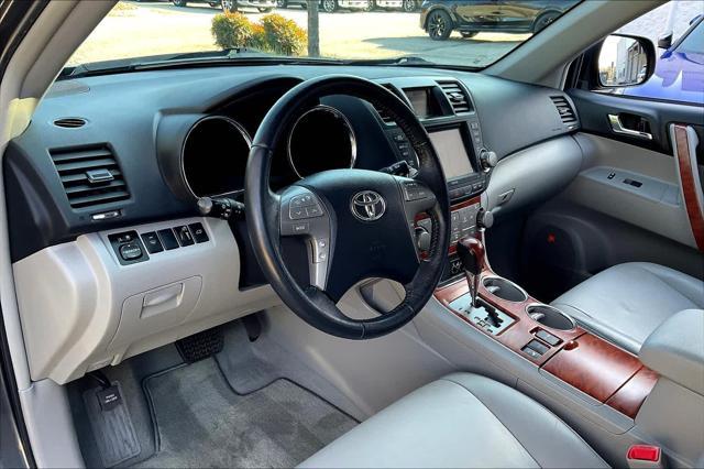 used 2010 Toyota Highlander car, priced at $12,900