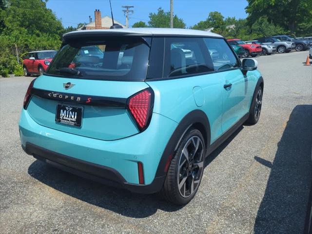 new 2025 MINI Hardtop car, priced at $38,605