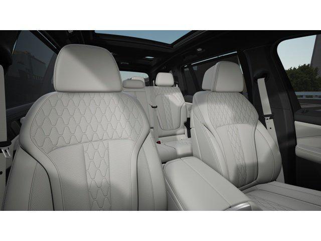 new 2026 BMW X7 car, priced at $102,480