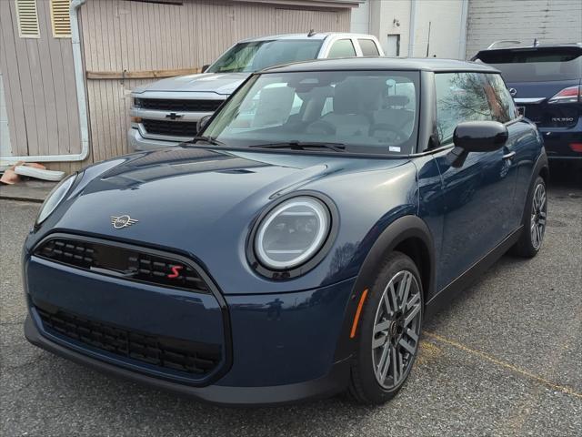 new 2025 MINI Hardtop car, priced at $36,235