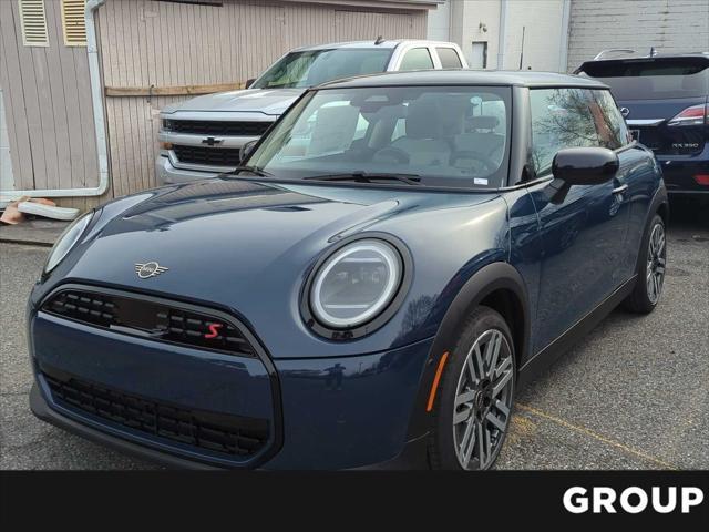 new 2025 MINI Hardtop car, priced at $36,235