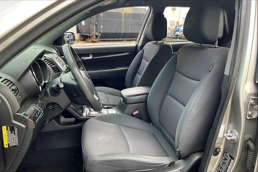 used 2013 Kia Sorento car, priced at $4,990