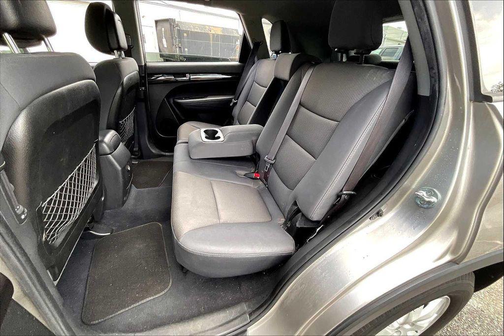 used 2013 Kia Sorento car, priced at $4,990