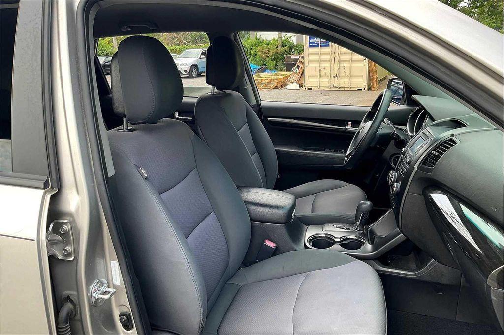 used 2013 Kia Sorento car, priced at $4,990
