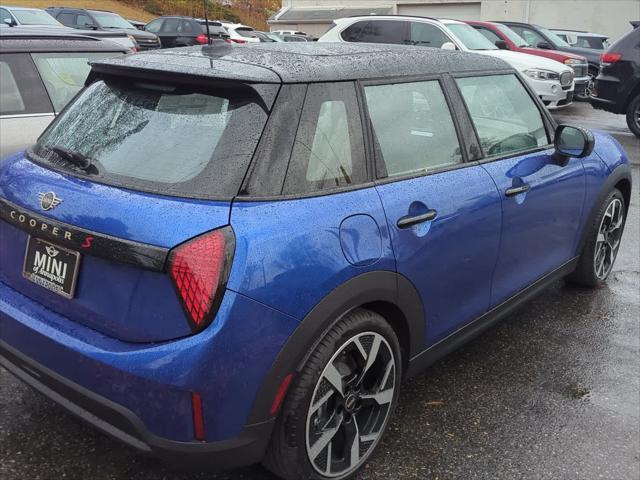 new 2025 MINI Hardtop car, priced at $39,380