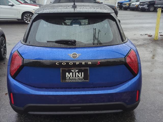 new 2025 MINI Hardtop car, priced at $39,380