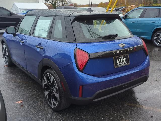 new 2025 MINI Hardtop car, priced at $39,380