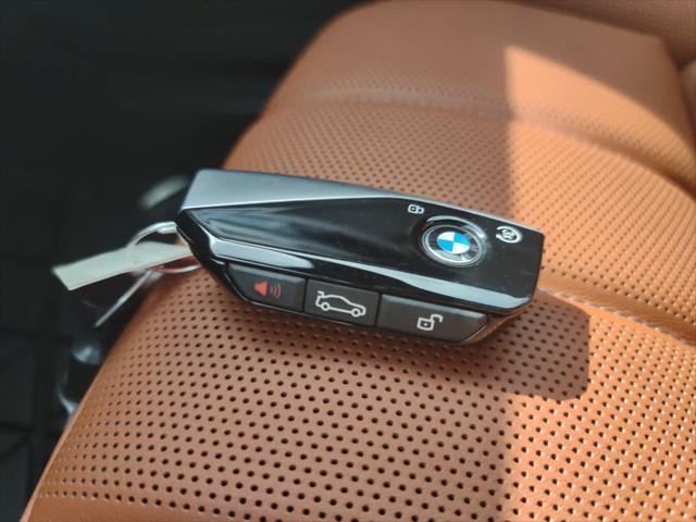 new 2024 BMW 760 car, priced at $126,440