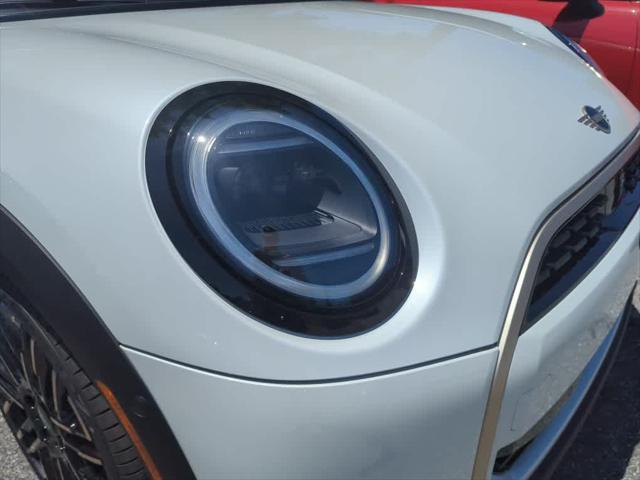 new 2025 MINI Hardtop car, priced at $38,545