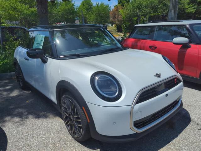 new 2025 MINI Hardtop car, priced at $38,545