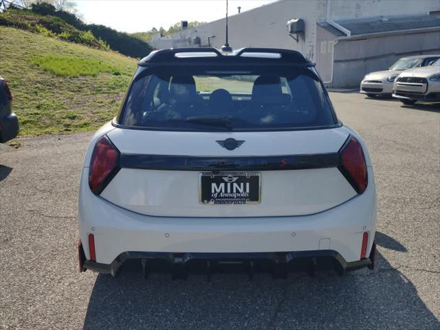 new 2025 MINI Hardtop car, priced at $42,265