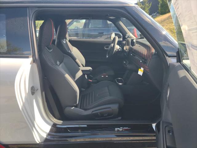 new 2025 MINI Hardtop car, priced at $42,265