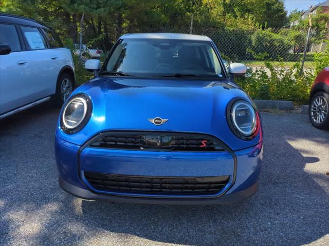 new 2025 MINI Hardtop car, priced at $36,980