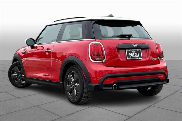 used 2022 MINI Hardtop car, priced at $25,699