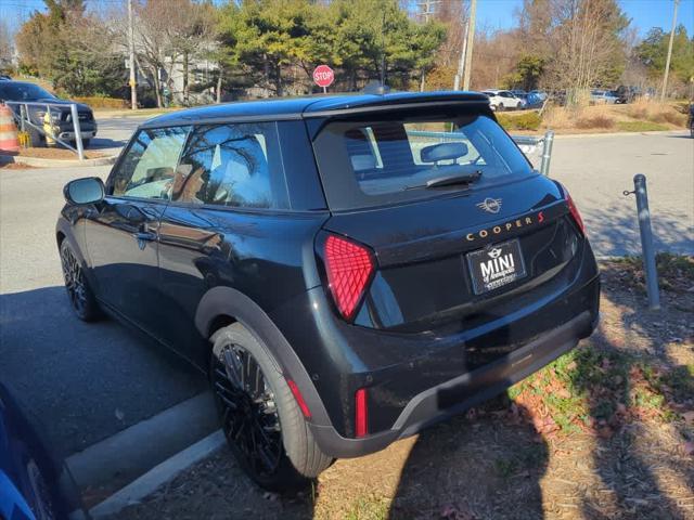 new 2025 MINI Hardtop car, priced at $38,635