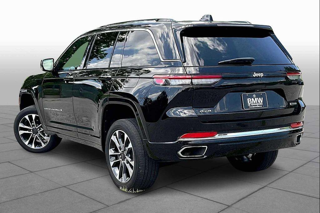 used 2022 Jeep Grand Cherokee car, priced at $28,900