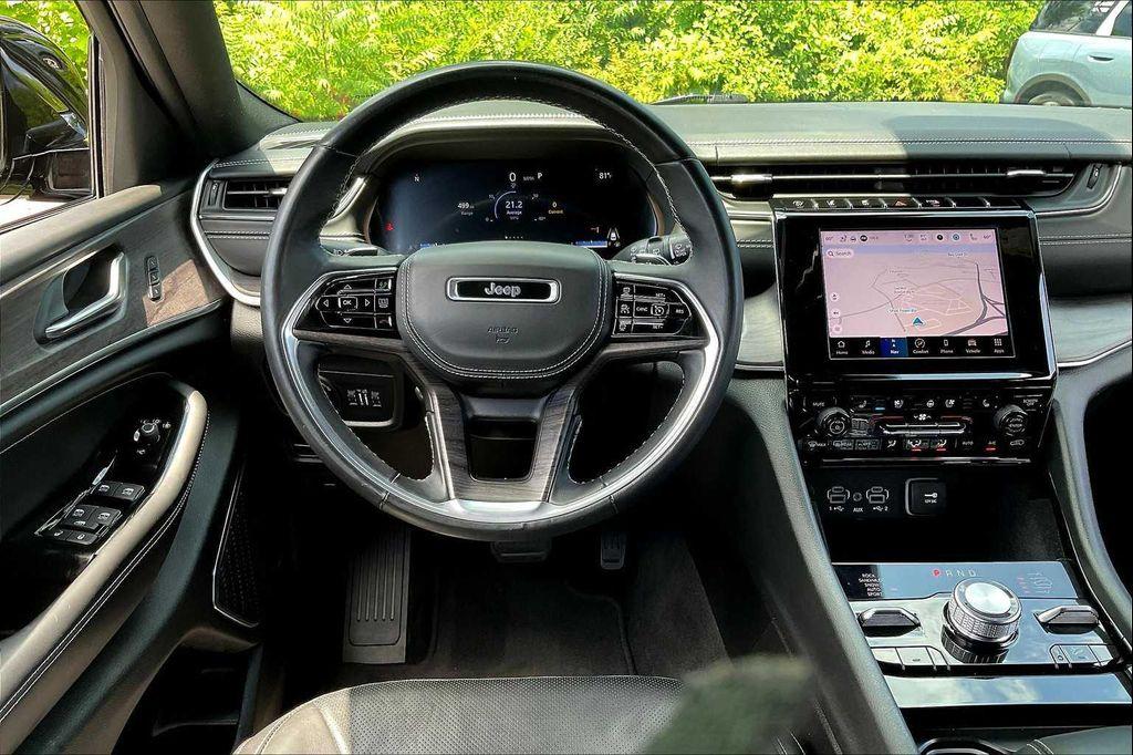 used 2022 Jeep Grand Cherokee car, priced at $28,900