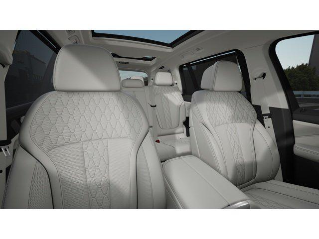 new 2026 BMW X7 car, priced at $95,575