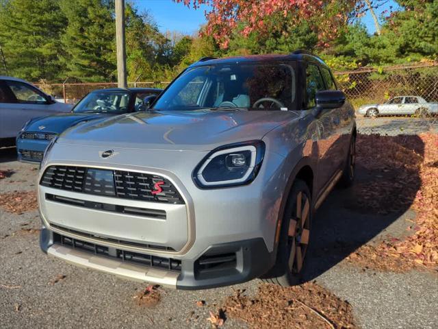 new 2025 MINI Countryman car, priced at $44,305