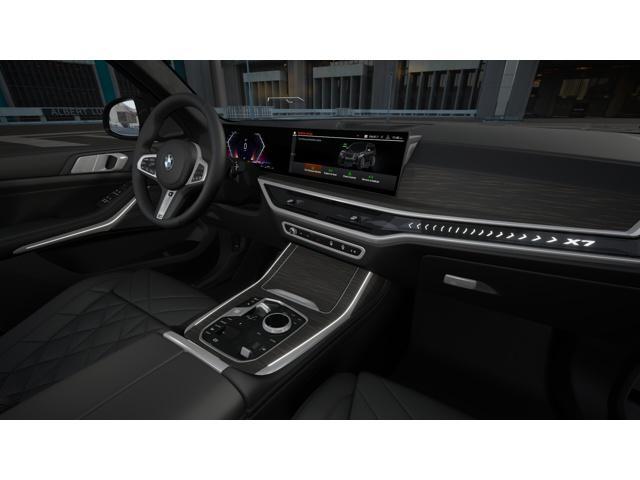 new 2026 BMW X7 car, priced at $95,680
