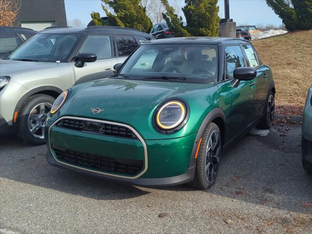 new 2025 MINI Hardtop car, priced at $35,550