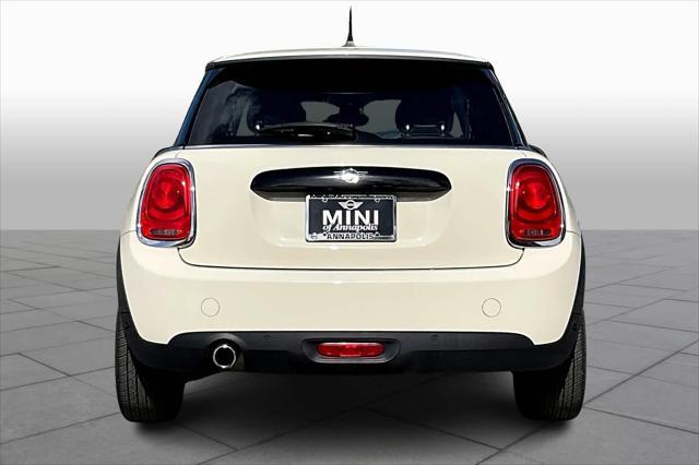 used 2021 MINI Hardtop car, priced at $18,990