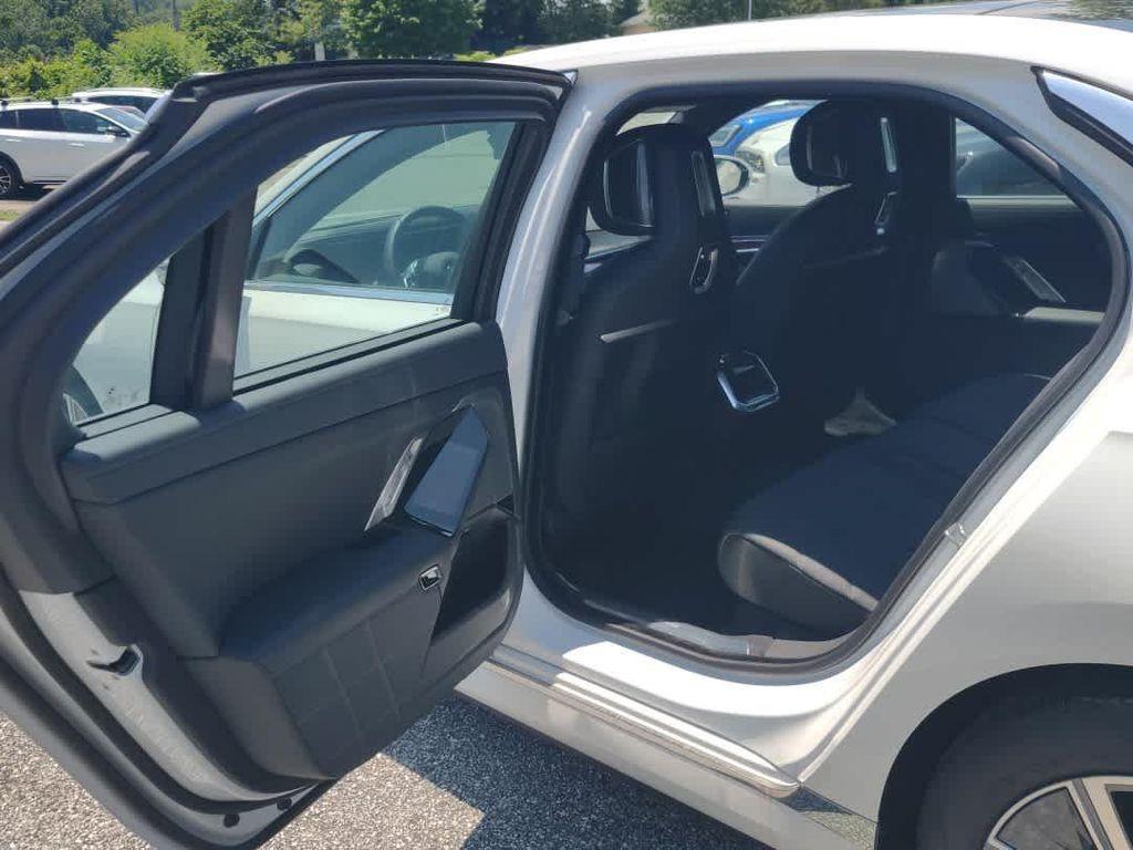 new 2024 BMW i7 car, priced at $110,795