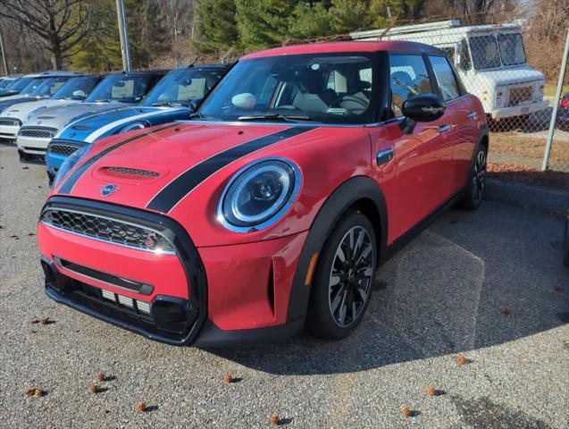 used 2024 MINI Hardtop car, priced at $31,911