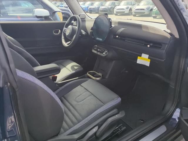 new 2025 MINI Hardtop car, priced at $38,225