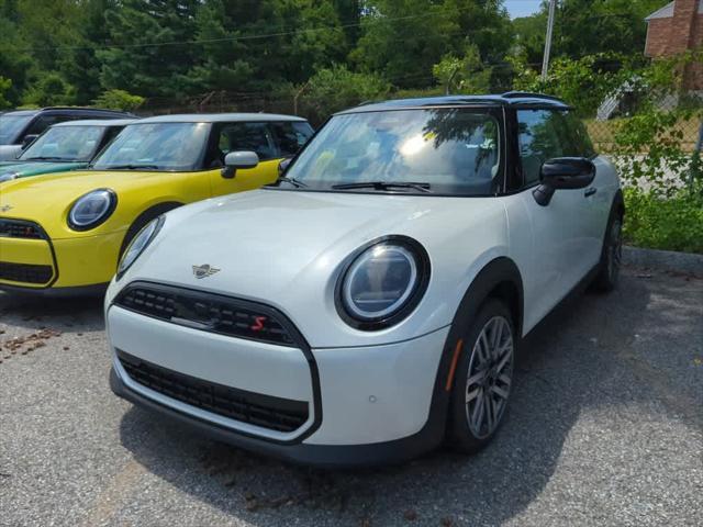 new 2025 MINI Hardtop car, priced at $35,845