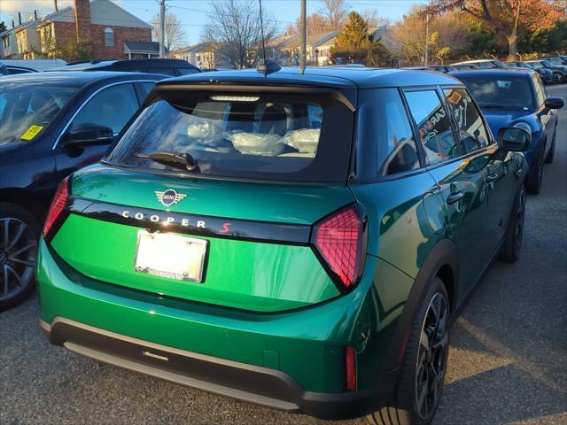 new 2025 MINI Hardtop car, priced at $39,380