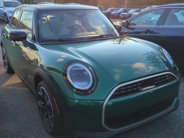 new 2025 MINI Hardtop car, priced at $39,380